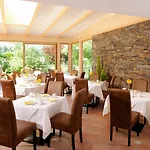 فندق Garni Partaneshof ميرانو