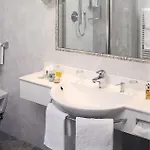 فندق Garni Partaneshof ميرانو