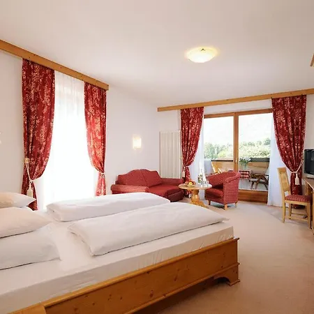 Otel Garni Partaneshof 4*