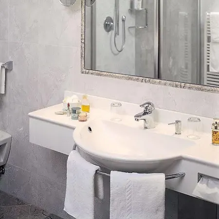 Hotel Garni Partaneshof Meran