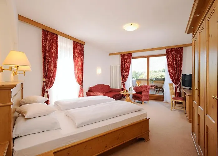 Hotel Garni Partaneshof 4*